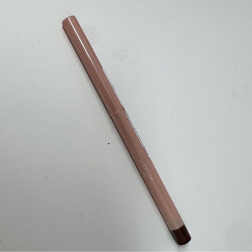 BLK lip liner Tides